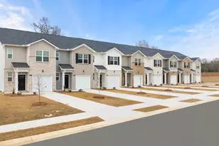 202 Kenmore Cir, Perry, GA 31069 - Photo 2