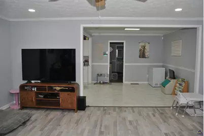 579 Lynmore Avenue, Macon, GA 31206 - Photo 6
