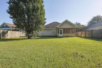 307 Strawbridge Lane, Bonaire, GA 31005 - Photo 16