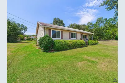 613 Duncan Avenue, Unadilla, GA 31091 - Photo 2