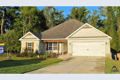 111 Hampton Chase, Perry, GA 31069 - Photo 1