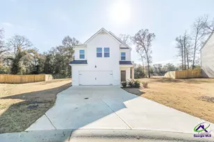 108 Cornfield Cir, Perry, GA 31069 - Photo 2
