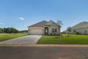 224 Farmland Circle, Perry, GA 31069 - Photo 2