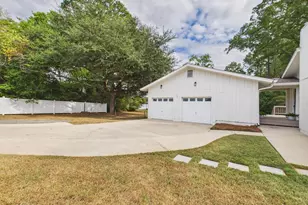 177 NE Lakeshore Circle, Milledgeville, GA 31061 - Photo 64