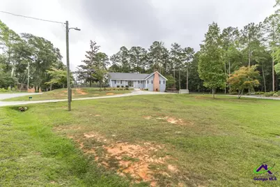 71 Mansfield Drive, Hawkinsville, GA 31036 - Photo 2