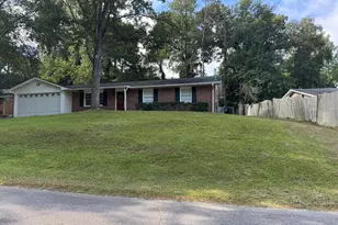 117 Colonial Dr, Warner Robins, GA 31088 - Photo 1