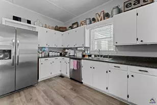 89 S Dooley St, Hawkinsville, GA 31036 - Photo 16