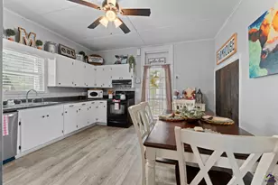 89 S Dooley St, Hawkinsville, GA 31036 - Photo 14