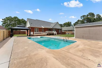 318 Christopher Luke Circle, Perry, GA 31069 - Photo 54