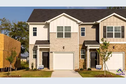 218 Kenmore Circle, Perry, GA 31069 - Photo 1