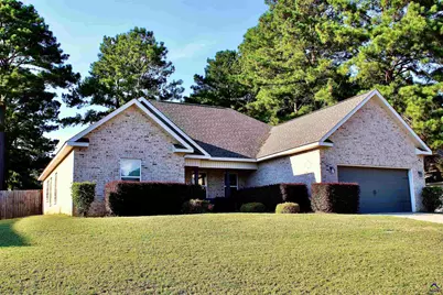 606 Amberley Court, Kathleen, GA 31047 - Photo 2