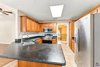 134 Brittany Dr, Perry, GA 31069 - Photo 14