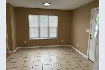304 Spring Creek Drive, Perry, GA 31069 - Photo 12