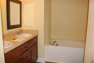 205 Gayla Ct, Warner Robins, GA 31088 - Photo 8
