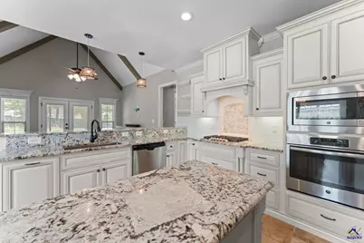 400 Avondale Circle, Warner Robins, GA 31088 - Photo 18