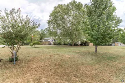 302 Lacy Court, Macon, GA 31206 - Photo 2