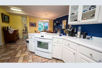 219 S Sixth Street, Cochran, GA 31014 - Photo 8