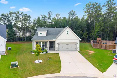 105 Red Cedar Run, Perry, GA 31069 - Photo 2