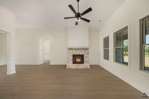 8 Pleasant Oaks Dr, Perry, GA 31069 - Photo 20