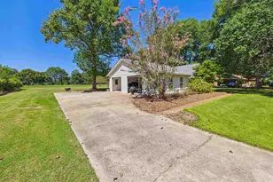 209 Patricia Dr, Montezuma, GA 31063 - Photo 6