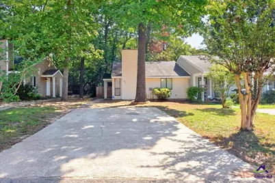 290 Somerset Drive, Warner Robins, GA 31088 - Photo 2
