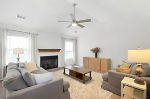 221 Muirfield Ln, Byron, GA 31008 - Photo 4