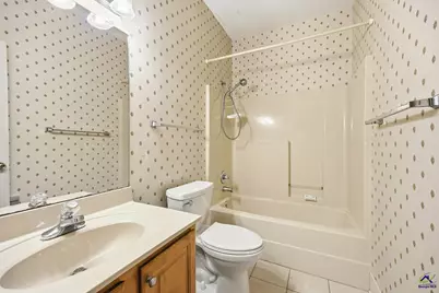 127 S Live Oak Cir Circle, Byron, GA 31008 - Photo 22