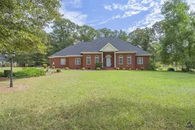 127 S Live Oak Cir Circle, Byron, GA 31008 - Photo 2