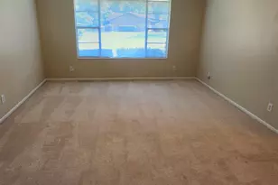 304 Lake Front Dr, Warner Robins, GA 31088 - Photo 4