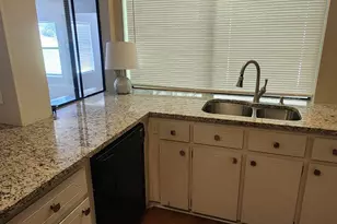 304 Lake Front Dr, Warner Robins, GA 31088 - Photo 8