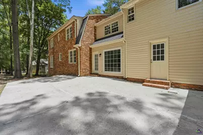 148 Lullworth Cove, Macon, GA 31210 - Photo 4