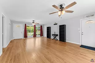 202 Woodland Dr, Warner Robins, GA 31088 - Photo 8