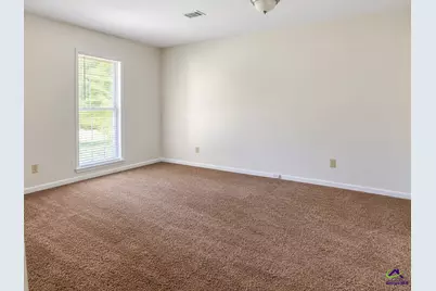 303 Utah Avenue, Warner Robins, GA 31093 - Photo 8