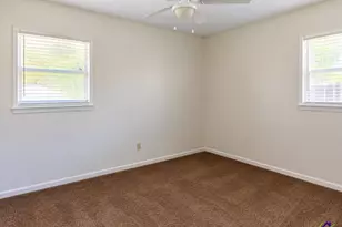 303 Utah Ave, Warner Robins, GA 31093 - Photo 6