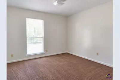 303 Utah Avenue, Warner Robins, GA 31093 - Photo 12
