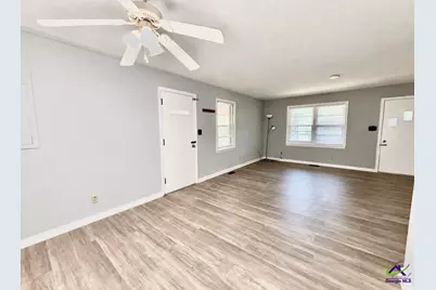 205 Choctaw Street, Warner Robins, GA 31088 - Photo 8