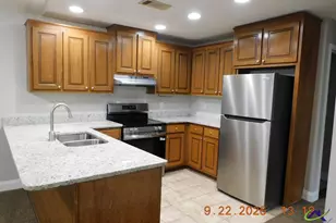 402 Club Villa Court, Kathleen, GA 31047 - Photo 4
