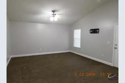 402 Club Villa Court # 4, Kathleen, GA 31047 - Photo 2