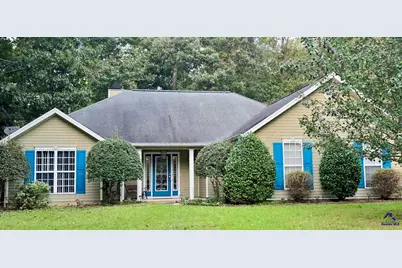 1183 Camden Court, Warner Robins, GA 31088 - Photo 1