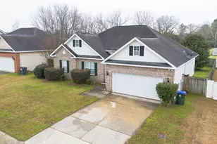207 Broderick Cir, Warner Robins, GA 31088 - Photo 2