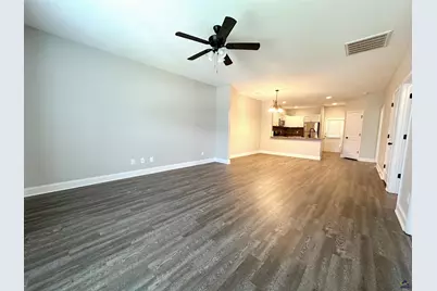 210 Grayton Way, Perry, GA 31069 - Photo 2