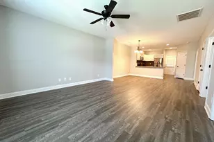 210 Grayton Way, Perry, GA 31069 - Photo 2