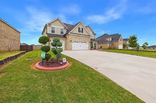 619 Samantha Brooke Way, Bonaire, GA 31005 - Photo 2