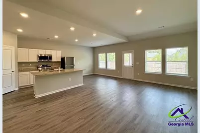 707 Georgian Walk, Byron, GA 31008 - Photo 6