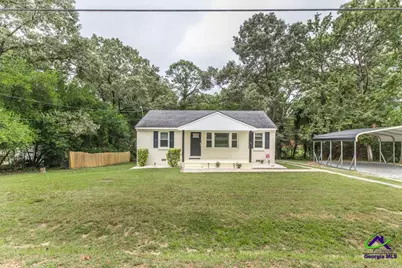 111 Benton, Warner Robins, GA 31088 - Photo 4