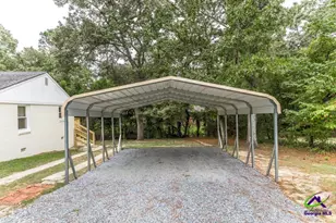 111 Benton, Warner Robins, GA 31088 - Photo 8