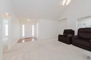 133 Darin Dr, Byron, GA 31008 - Photo 4