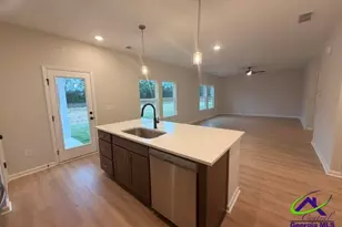 205 Jewellie Rd, Warner Robins, GA 31093 - Photo 12