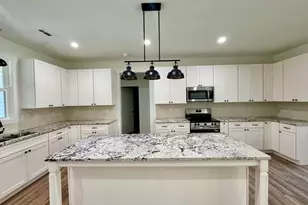 166 Wood Oak Cir, Cochran, GA 31014 - Photo 10