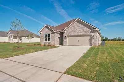 215 Farmland Circle, Perry, GA 31069 - Photo 6